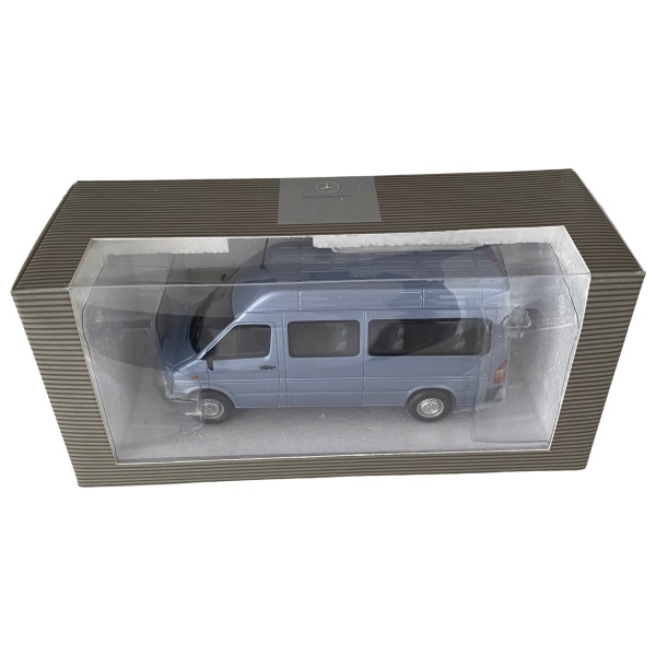 Macheta Oe Mercedes-Benz Sprinter Classic 1:43 Albastru B67871063